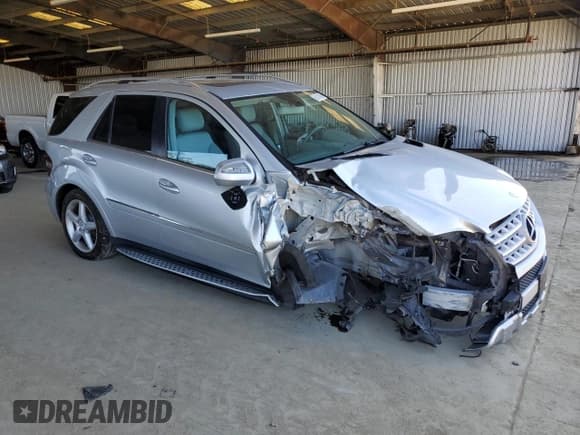 ✅ 2009 Mercedes-Benz M 550 • VIN: 4JGBB72E79A484756 • Lot: 60174685. Listed on Copart with 83,609 mi. Free auction sales archive from the USA and detailed vehicle history report at DreamBid. Image 4.