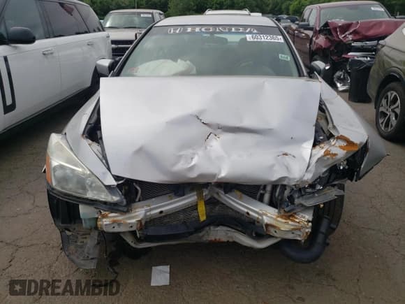 ✅ 2006 Honda Accord LX SE • VIN: 1HGCM55386A170368 • Лот: 60312365. Опубликован ранее на Copart с пробегом Не указан. Бесплатный доступ к архиву аукционных продаж из США и подробный отчёт об истории автомобиля на DreamBid. Изображение 5.