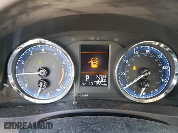 ✅ 2017 Toyota Corolla LE • VIN: 5YFBURHE6HP658859 • Лот: 92711215. Опубликован ранее на Copart с пробегом 101 158 миль. Бесплатный доступ к архиву аукционных продаж из США и подробный отчёт об истории автомобиля на DreamBid. Изображение 9.