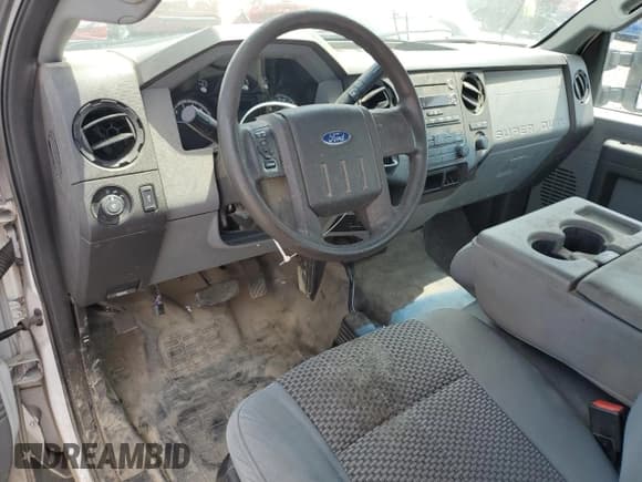 ✅ 2014 Ford F-250 XL • VIN: 1FTBF2B61EEB69314 • Lot: 57801965. Listed on Copart with 165,016 mi. Free auction sales archive from the USA and detailed vehicle history report at DreamBid. Image 8.