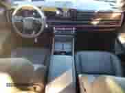 2025 Hyundai Santa Fe Calligraphy с VIN 5NMP5DG19SH022376, выставлен на аукционе Copart как лот 82799444 с пробегом 1 114 миль миль и Списание • Salvage title. История ставок и продаж доступна на DreamBid. Изображение 8.