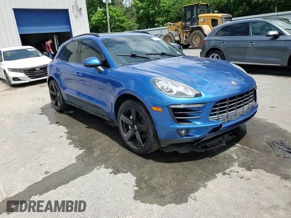 ✅ 2015 Porsche Macan S • VIN: WP1AB2A59FLB66334 • Lot: 61255455. Listed on Copart with 132,996 mi. Free auction sales archive from the USA and detailed vehicle history report at DreamBid. Image 14.