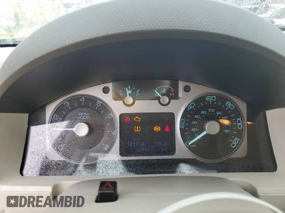 2010 Mercury Mariner Premier с VIN 4M2CN9HG1AKJ28171, выставлен на аукционе Copart как лот 80882805 с пробегом 124 347 миль миль и Списание • Salvage title. История ставок и продаж доступна на DreamBid. Изображение 9.