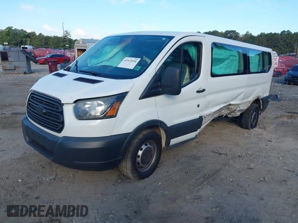 ✅ 2017 Ford Transit Passenger XL • VIN: 1FBZX2YG6HKB54099 • Lot: 43319594. Wystawiony na IAAI z przebiegiem 158 846 mil. Bezpłatny archiwum sprzedaży aukcyjnych z USA i szczegółowy raport historii pojazdu na DreamBid. Zdjęcie 2.