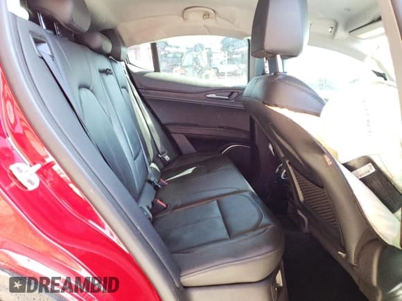 ✅ 2020 Alfa Romeo Stelvio Sport • VIN: ZASPAJAN0L7C92800 • Lot: 49486675. Wystawiony na Copart z przebiegiem 39 331 mil. Bezpłatny archiwum sprzedaży aukcyjnych z USA i szczegółowy raport historii pojazdu na DreamBid. Zdjęcie 11.