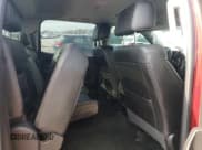 ✅ 2017 GMC Sierra 2500HD Denali • VIN: 1GT12UEY9HF186344 • Lot: 91112885. Wystawiony na Copart z przebiegiem 150 140 mil. Bezpłatny archiwum sprzedaży aukcyjnych z USA i szczegółowy raport historii pojazdu na DreamBid. Zdjęcie 10.