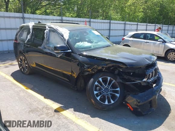 ✅ 2022 Jeep Grand Cherokee Overland • VIN: 1C4RJHDG2N8636129 • Лот: 42245253. Опубликован ранее на IAAI с пробегом 25 322 миль. Бесплатный доступ к архиву аукционных продаж из США и подробный отчёт об истории автомобиля на DreamBid. Изображение 1.