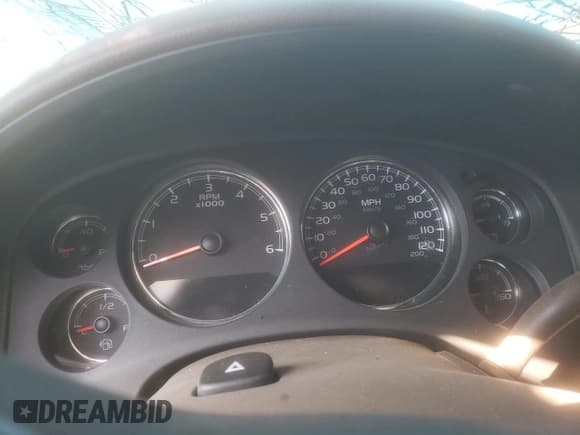 ✅ 2012 Chevrolet Suburban LTZ • VIN: 1GNSKKE71CR283133 • Lot: 49950594. Wystawiony na Copart z przebiegiem Nie podano. Bezpłatny archiwum sprzedaży aukcyjnych z USA i szczegółowy raport historii pojazdu na DreamBid. Zdjęcie 9.