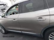 ✅ 2018 Lincoln MKX Select • VIN: 2LMPJ6KR0JBL14757 • Lot: 43341571. Listed on IAAI with 106,923 mi. Free auction sales archive from the USA and detailed vehicle history report at DreamBid. Image 15.