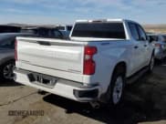 ✅ 2019 Chevrolet Silverado 1500 Custom • VIN: 1GCPYBEH0KZ370607 • Lot: 46802605. Wystawiony na Copart z przebiegiem 112 881 mil. Bezpłatny archiwum sprzedaży aukcyjnych z USA i szczegółowy raport historii pojazdu na DreamBid. Zdjęcie 3.