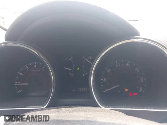 ✅ 2012 Toyota Highlander • VIN: 5TDBK3EHXCS152212 • Lot: 42791779. Wystawiony na IAAI z przebiegiem 199 687 mil. Bezpłatny archiwum sprzedaży aukcyjnych z USA i szczegółowy raport historii pojazdu na DreamBid. Zdjęcie 7.