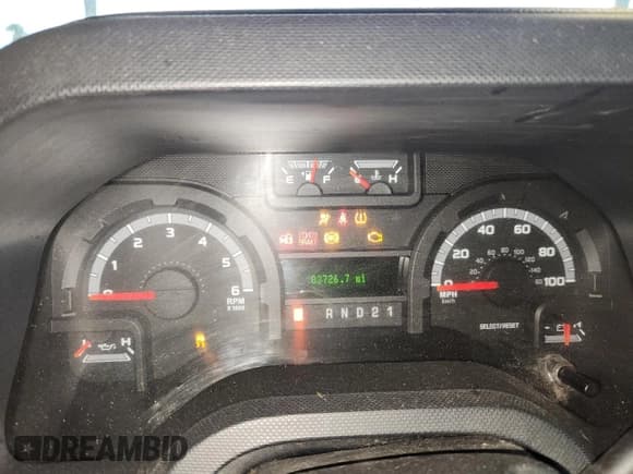 ✅ 2009 Ford Econoline Passenger XL • VIN: 1FBNE31L09DA68620 • Lot: 91488965. Wystawiony na Copart z przebiegiem 83 726 mil. Bezpłatny archiwum sprzedaży aukcyjnych z USA i szczegółowy raport historii pojazdu na DreamBid. Zdjęcie 9.