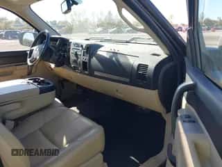 2011 Chevrolet Silverado 1500 LT with VIN 1GCRCSE08BZ229978, listed as a IAAI auction lot 43441297 with 257,560 mi miles and . Bid and sale history available at DreamBid. Image 5.