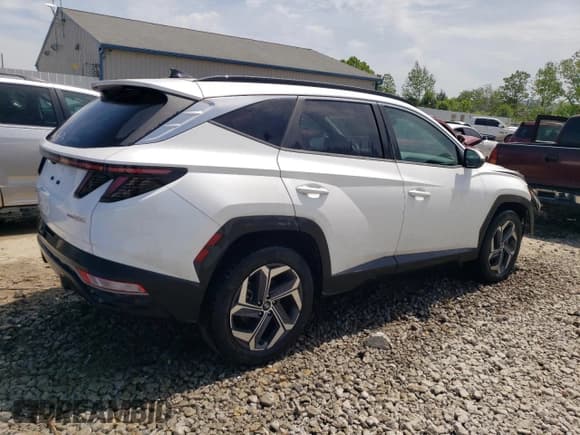 ✅ 2022 Hyundai Tucson SEL Convenience • VIN: KM8JFCA15NU012071 • Лот: 53785084. Опубликован ранее на Copart с пробегом 27 919 миль. Бесплатный доступ к архиву аукционных продаж из США и подробный отчёт об истории автомобиля на DreamBid. Изображение 3.