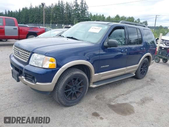 ✅ 2005 Ford Explorer Eddie Bauer • VIN: 1FMDU74K65UB36705 • Lot: 42704357. Wystawiony na IAAI z przebiegiem 207 245 mil. Bezpłatny archiwum sprzedaży aukcyjnych z USA i szczegółowy raport historii pojazdu na DreamBid. Zdjęcie 2.