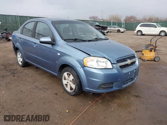 ✅ 2008 Chevrolet Aveo LS • VIN: KL1TD56678B057376 • Lot: 41690292. Wystawiony na IAAI z przebiegiem 198 508 mil. Bezpłatny archiwum sprzedaży aukcyjnych z USA i szczegółowy raport historii pojazdu na DreamBid. Zdjęcie 1.