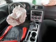 ✅ 2010 Dodge Challenger SE • VIN: 2B3CJ4DV0AH261604 • Lot: 47954764. Wystawiony na Copart z przebiegiem 140 327 mil. Bezpłatny archiwum sprzedaży aukcyjnych z USA i szczegółowy raport historii pojazdu na DreamBid. Zdjęcie 8.