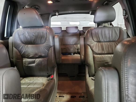 ✅ 2009 Honda Odyssey EX-L • VIN: 5FNRL38749B035012 • Lot: 84924785. Wystawiony na Copart z przebiegiem 227 142 mil. Bezpłatny archiwum sprzedaży aukcyjnych z USA i szczegółowy raport historii pojazdu na DreamBid. Zdjęcie 10.