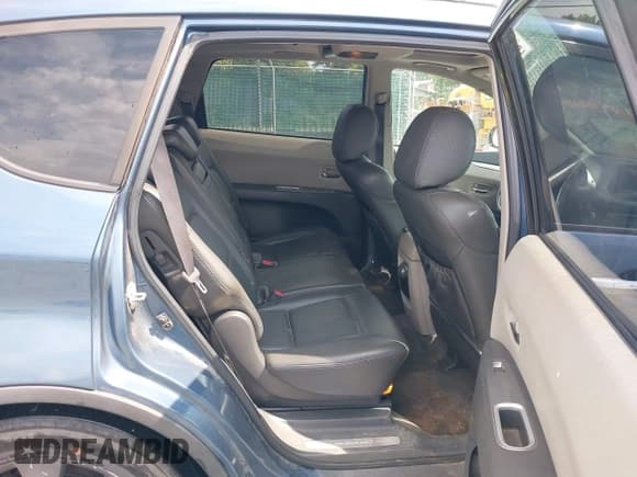 ✅ 2006 Subaru Tribeca 7-Pass • VIN: 4S4WX85C764404644 • Лот: 42862861. Опубликован ранее на IAAI с пробегом 234 262 миль. Бесплатный доступ к архиву аукционных продаж из США и подробный отчёт об истории автомобиля на DreamBid. Изображение 8.