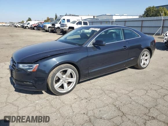 ✅ 2014 Audi A5 Premium • VIN: WAUCFAFR1EA016343 • Лот: 91299515. Опубликован ранее на Copart с пробегом 124 989 миль. Бесплатный доступ к архиву аукционных продаж из США и подробный отчёт об истории автомобиля на DreamBid. Изображение 1.