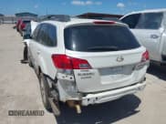 ✅ 2012 Subaru Outback Premium • VIN: 4S4BRBBC7C3296120 • Лот: 42510321. Опубликован ранее на IAAI с пробегом 107 288 миль. Бесплатный доступ к архиву аукционных продаж из США и подробный отчёт об истории автомобиля на DreamBid. Изображение 3.