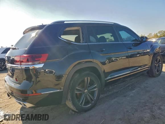 ✅ 2022 Volkswagen Atlas SEL R-Line • VIN: 1V2AR2CA3NC513760 • Lot: 96081705. Wystawiony na Copart z przebiegiem Nie podano. Bezpłatny archiwum sprzedaży aukcyjnych z USA i szczegółowy raport historii pojazdu na DreamBid. Zdjęcie 3.