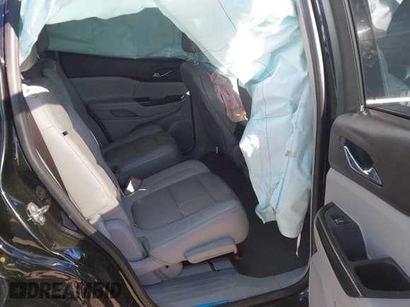 ✅ 2018 GMC Acadia SLT • VIN: 1GKKNMLA3JZ221132 • Lot: 43540626. Listed on IAAI with 135,372 mi. Free auction sales archive from the USA and detailed vehicle history report at DreamBid. Image 8.