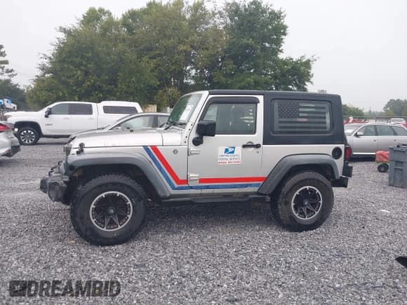 ✅ 2008 Jeep Wrangler X • VIN: 1J4FZ24168L564657 • Лот: 43125643. Опубликован ранее на IAAI с пробегом 361 104 миль. Бесплатный доступ к архиву аукционных продаж из США и подробный отчёт об истории автомобиля на DreamBid. Изображение 14.