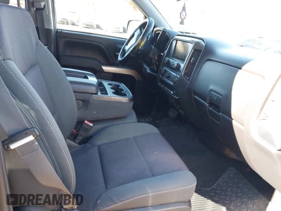 ✅ 2014 Chevrolet Silverado 1500 LT • VIN: 1GCVKREH7EZ125454 • Lot: 43605288. Wystawiony na IAAI z przebiegiem 135 848 mil. Bezpłatny archiwum sprzedaży aukcyjnych z USA i szczegółowy raport historii pojazdu na DreamBid. Zdjęcie 5.