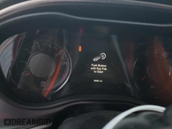 ✅ 2020 Dodge Challenger SXT • VIN: 2C3CDZGG4LH135382 • Лот: 91849315. Опубликован ранее на Copart с пробегом 54 067 миль. Бесплатный доступ к архиву аукционных продаж из США и подробный отчёт об истории автомобиля на DreamBid. Изображение 9.