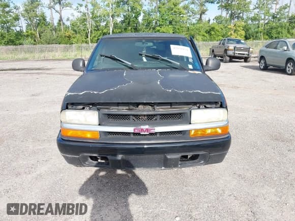 ✅ 1998 GMC Jimmy SL • VIN: 1GKCS13W0W2530290 • Lot: 42831830. Wystawiony na IAAI z przebiegiem 228 103 mil. Bezpłatny archiwum sprzedaży aukcyjnych z USA i szczegółowy raport historii pojazdu na DreamBid. Zdjęcie 6.