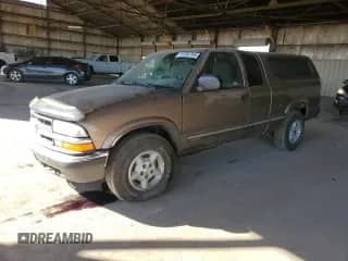 2002 Chevrolet S-10 LS с VIN 1GCDT19W128235954, выставлен на аукционе Copart как лот 91596765 с пробегом 277 489 миль миль и Списание • Salvage title. История ставок и продаж доступна на DreamBid. Изображение 1.