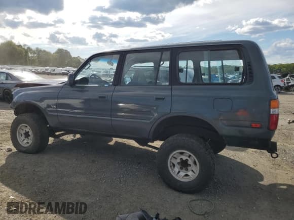 ✅ 1991 Toyota Land Cruiser • VIN: JT3FJ80W2M0016074 • Лот: 71046325. Опубликован ранее на Copart с пробегом 199 452 миль. Бесплатный доступ к архиву аукционных продаж из США и подробный отчёт об истории автомобиля на DreamBid. Изображение 2.