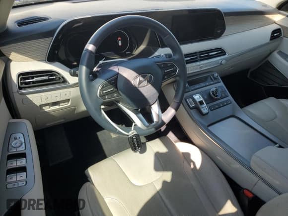 ✅ 2022 Hyundai Palisade Limited • VIN: KM8R5DHE2NU385086 • Лот: 74805564. Опубликован ранее на Copart с пробегом 56 418 миль. Бесплатный доступ к архиву аукционных продаж из США и подробный отчёт об истории автомобиля на DreamBid. Изображение 8.