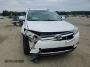 ✅ 2011 Toyota Highlander Limited • VIN: 5TDYK3EH8BS048701 • Lot: 82502425. Listed on Copart with 175,932 mi. Free auction sales archive from the USA and detailed vehicle history report at DreamBid. Image 14.