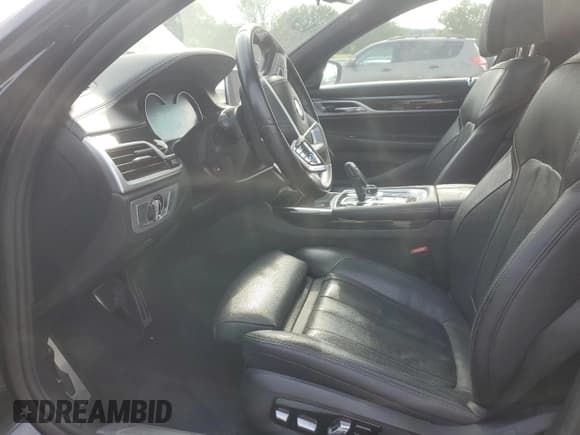 ✅ 2019 BMW 7 Series 740i xDrive • VIN: WBA7E4C55KGV70002 • Lot: 66395815. Listed on Copart with 128,606 mi. Free auction sales archive from the USA and detailed vehicle history report at DreamBid. Image 7.