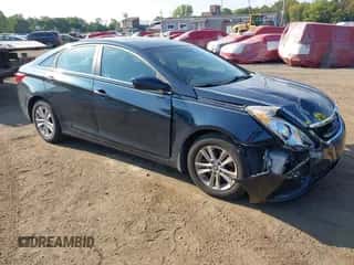 2013 Hyundai Sonata GLS with VIN 5NPEB4ACXDH552307, listed as a IAAI auction lot 43208817 with 56,883 mi miles and . Bid and sale history available at DreamBid. Image 1.