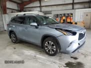 ✅ 2023 Toyota Highlander Hybrid XLE • VIN: 5TDKBRCH1PS106456 • Lot: 67240425. Listed on Copart with 295,759 mi. Free auction sales archive from the USA and detailed vehicle history report at DreamBid. Image 4.