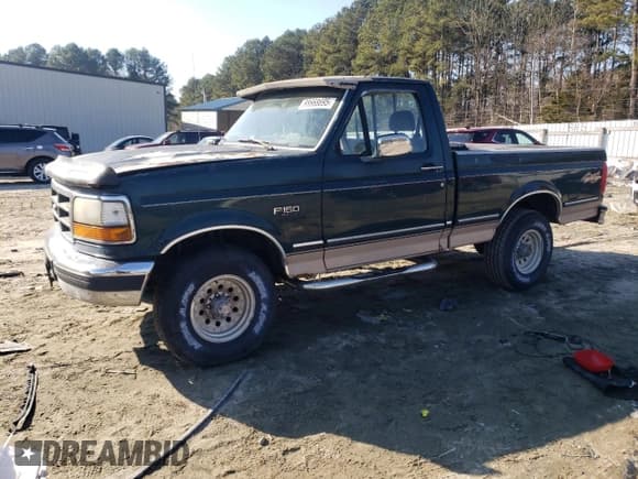 ✅ 1992 Ford F-150 • VIN: 1FTEF14N0NNA70012 • Lot: 88668695. Wystawiony na Copart z przebiegiem 141 069 mil. Bezpłatny archiwum sprzedaży aukcyjnych z USA i szczegółowy raport historii pojazdu na DreamBid. Zdjęcie 1.