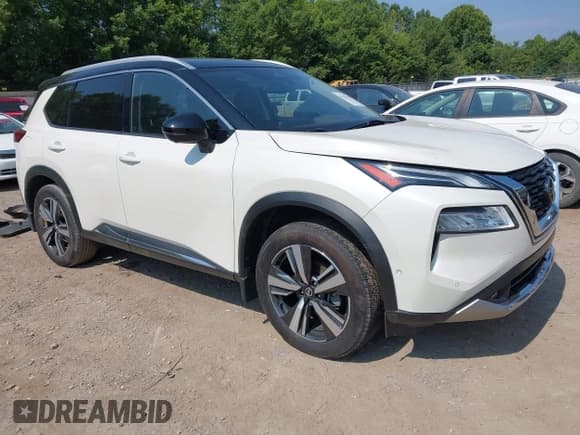 ✅ 2021 Nissan Rogue Platinum • VIN: JN8AT3DD4MW303073 • Lot: 42586108. Wystawiony na IAAI z przebiegiem 58 958 mil. Bezpłatny archiwum sprzedaży aukcyjnych z USA i szczegółowy raport historii pojazdu na DreamBid. Zdjęcie 1.