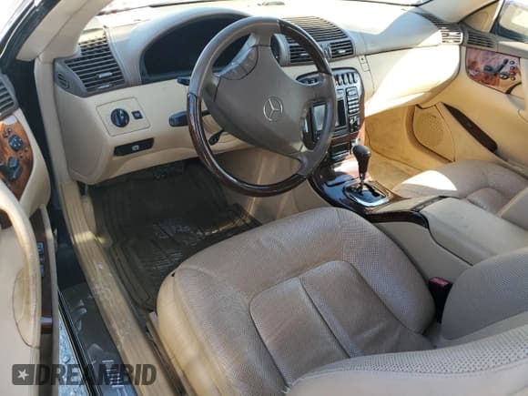 ✅ 2002 Mercedes-Benz CL AMG • VIN: WDBPJ73J02A021435 • Lot: 77801194. Wystawiony na Copart z przebiegiem Nie podano. Bezpłatny archiwum sprzedaży aukcyjnych z USA i szczegółowy raport historii pojazdu na DreamBid. Zdjęcie 8.