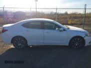 ✅ 2016 Acura TLX Technology • VIN: 19UUB3F50GA002840 • Lot: 43769843. Wystawiony na IAAI z przebiegiem 106 592 mil. Bezpłatny archiwum sprzedaży aukcyjnych z USA i szczegółowy raport historii pojazdu na DreamBid. Zdjęcie 13.