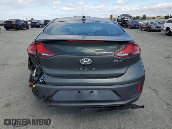 ✅ 2022 Hyundai Ioniq SE • VIN: KMHC75LC5NU282840 • Lot: 53743165. Wystawiony na Copart z przebiegiem 56 030 mil. Bezpłatny archiwum sprzedaży aukcyjnych z USA i szczegółowy raport historii pojazdu na DreamBid. Zdjęcie 6.