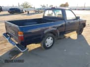 ✅ 1994 Toyota Pickup • VIN: 4TARN81A1RZ250625 • Lot: 43835630. Listed on IAAI with 126,075 mi. Free auction sales archive from the USA and detailed vehicle history report at DreamBid. Image 4.