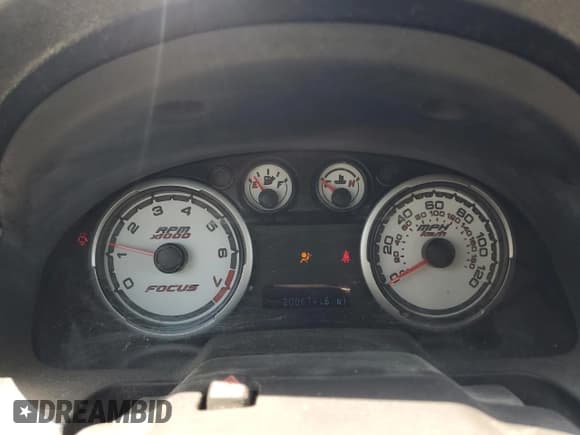 ✅ 2011 Ford Focus SES • VIN: 1FAHP3GN2BW114539 • Лот: 61915925. Опубликован ранее на Copart с пробегом 200 674 миль. Бесплатный доступ к архиву аукционных продаж из США и подробный отчёт об истории автомобиля на DreamBid. Изображение 9.