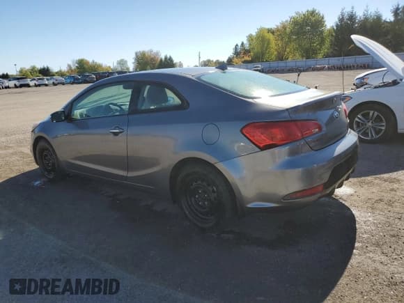 ✅ 2016 Kia Forte EX • VIN: KNAFX6A82G5624583 • Лот: 83918415. Опубликован ранее на Copart с пробегом 154 699 миль. Бесплатный доступ к архиву аукционных продаж из США и подробный отчёт об истории автомобиля на DreamBid. Изображение 2.