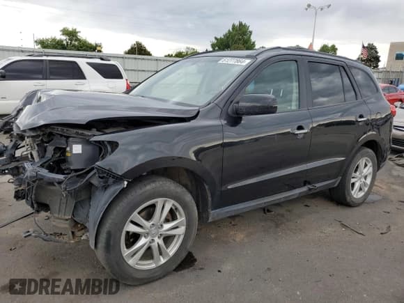 ✅ 2011 Hyundai Santa Fe Limited • VIN: 5XYZK3AB1BG088623 • Lot: 61277864. Listed on Copart with 187,681 mi. Free auction sales archive from the USA and detailed vehicle history report at DreamBid. Image 1.