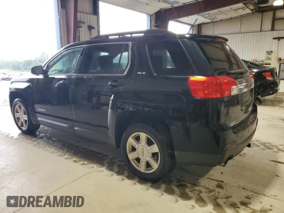✅ 2013 GMC Terrain SLE • VIN: 2GKFLTE37D6161663 • Лот: 69331745. Опубликован ранее на Copart с пробегом 131 297 миль. Бесплатный доступ к архиву аукционных продаж из США и подробный отчёт об истории автомобиля на DreamBid. Изображение 2.