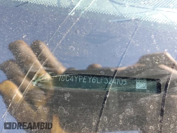 ✅ 2020 Chevrolet Silverado 2500HD LTZ • VIN: 1GC4YPEY6LF324105 • Lot: 87307645. Listed on Copart with 102,933 mi. Free auction sales archive from the USA and detailed vehicle history report at DreamBid. Image 13.