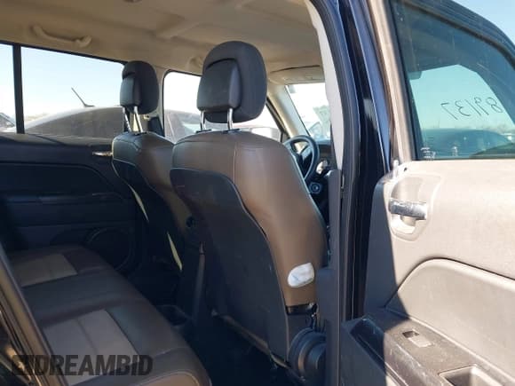 ✅ 2012 Jeep Patriot Sport • VIN: 1C4NJRBB3CD637421 • Lot: 42121098. Listed on IAAI with 187,152 mi. Free auction sales archive from the USA and detailed vehicle history report at DreamBid. Image 8.